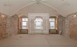 Помещение, Кутузова наб., 32 за 99 495 тыс.р.