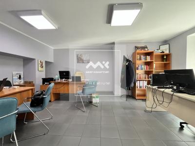 Офис, Молдагуловой ул., 5 за 206 000