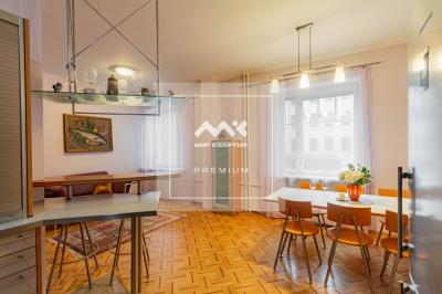 4-к квартира, 2-я В.О. линия, 27 за 54 999 тыс. руб.