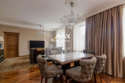 2-к квартира, Орловская ул., 1 за 200 000  р./мес.