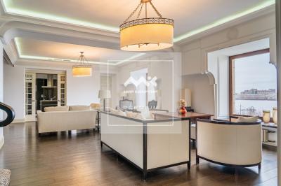 5-к квартира, Петровская наб., 8 за 430 000  р./мес.