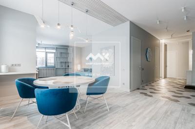 3-к квартира, Петровский проспект, 2 за 260 000 тыс. руб.