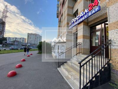 Помещение, Комендантская пл., 8 за 370 000