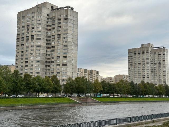 Новосмоленская наб., д 4
