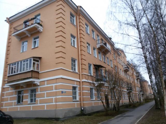 Павловск г., Обороны ул., д 4