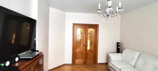 Русановская ул., д 11