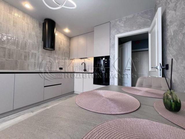 б-р. Измайловский, 9