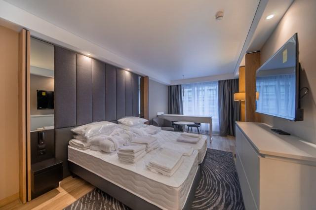 Салова ул., д 61