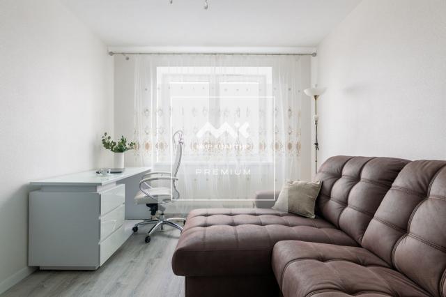 Уездный проспект, 11