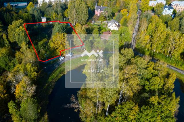 Павловск г., Круглый Пруд ул.