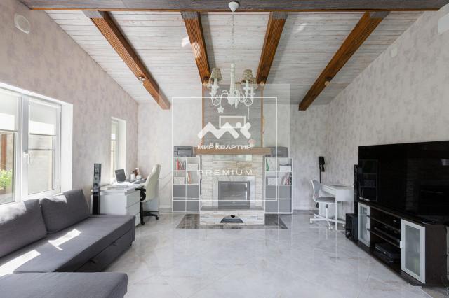 Коммолово д.