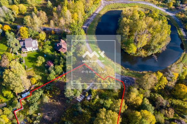 Павловск г., Круглый Пруд ул.