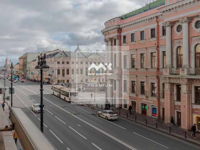 Невский проспект, 18