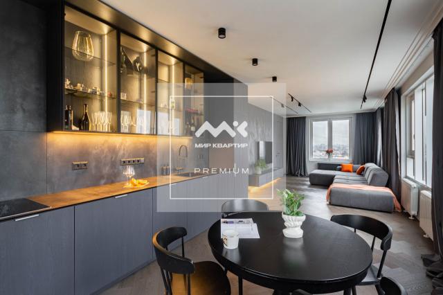 Дыбенко ул., 2