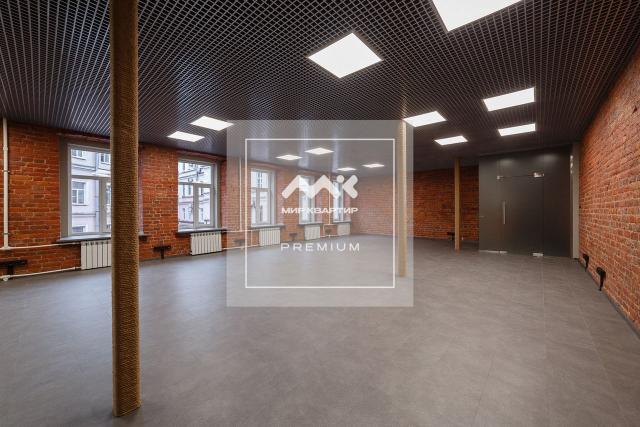 Большая Московская ул., 3