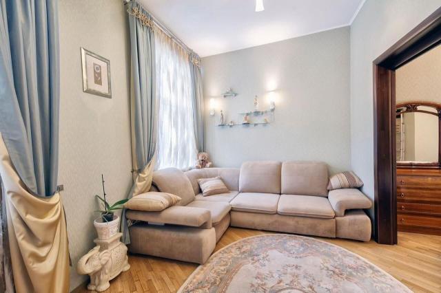 Каменноостровский просп., д 34