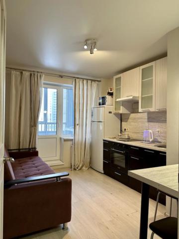 Александра Грина бул., 2к1