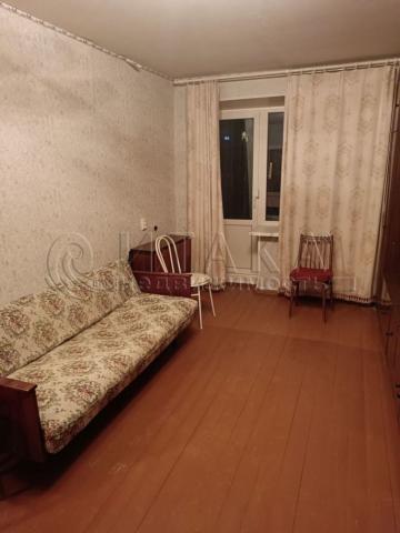 г. Тихвин, мкр. 1, 44