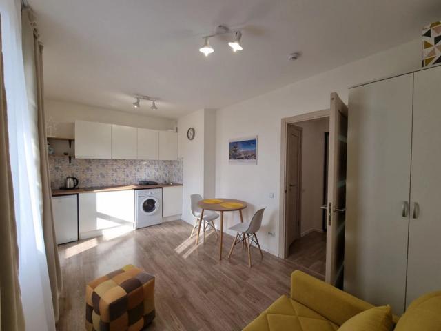 Чарушинская ул., 24к1