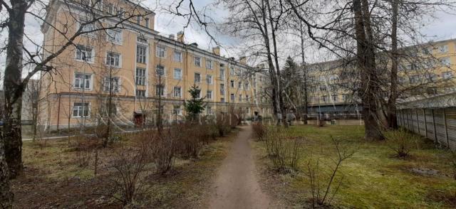 г. Ломоносов, ул. Александровская, 16/22