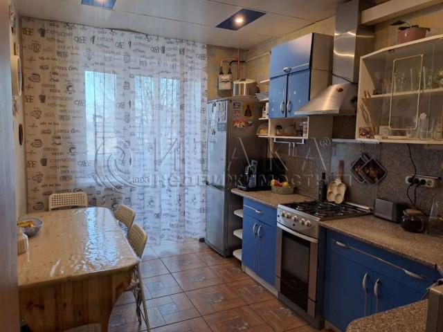 г. Лодейное Поле, ул. Гагарина, 2