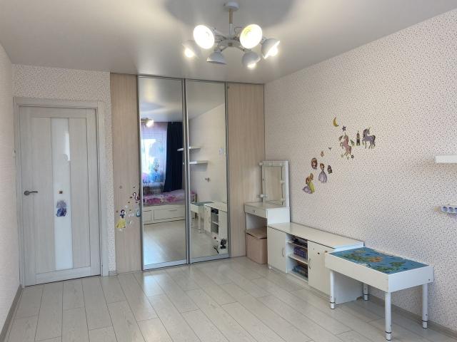 Университетский пр., 8