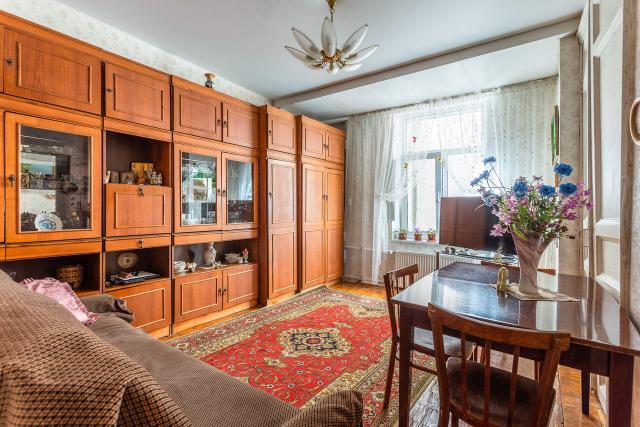 Херсонская ул., 19