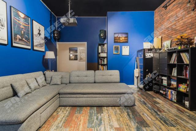 Коломенская ул., 15-17