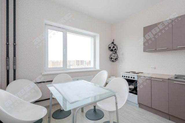 Нижне-Каменская ул., 26