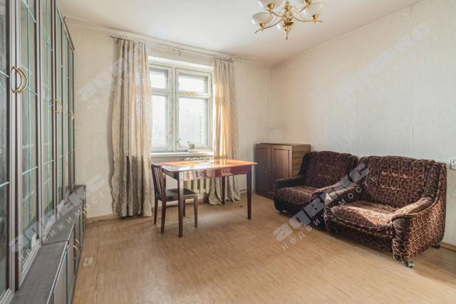 Варшавская ул., 63