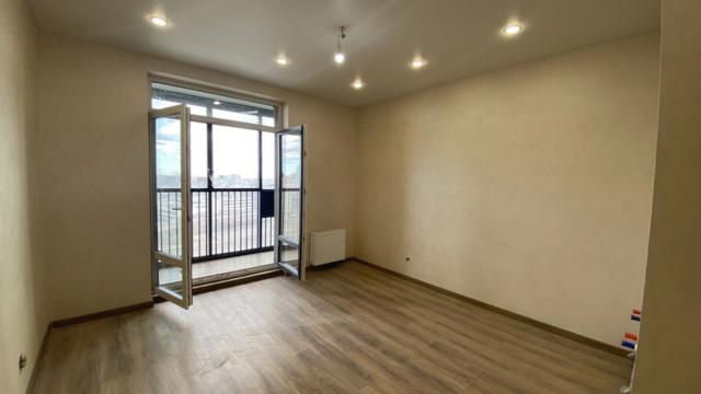 Вадима Шефнера ул., 4