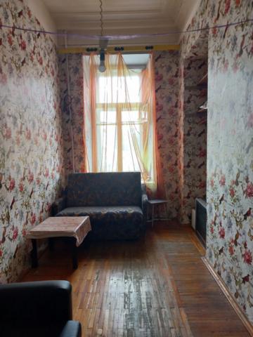 17-я Линия, 70/12