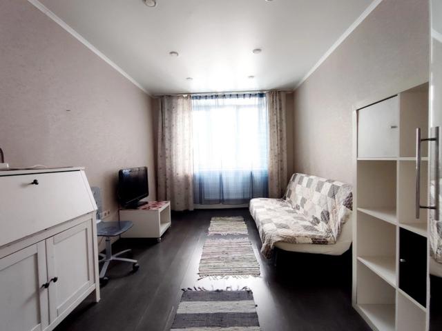 Маршала Казакова ул., 13