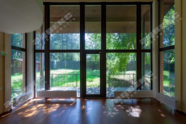 Ленинградская область, Всеволожск г., Крылова ул., 15к4