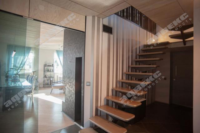 Ленинградская область, Ульяновка пос., Крупской пер., 41