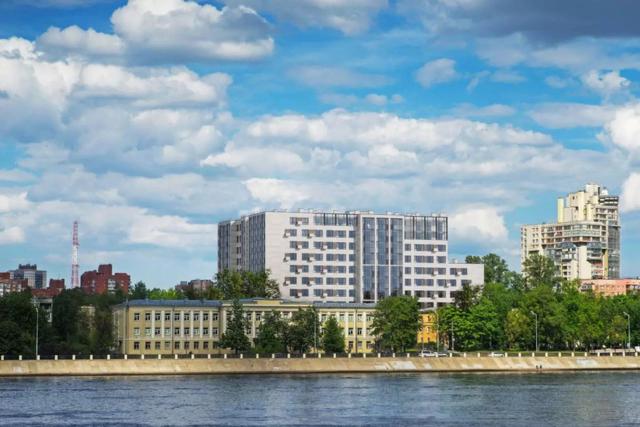 Октябрьская наб., 86к2