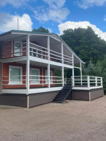 Ленинградская область, Подборовье пос., Центральная ул.