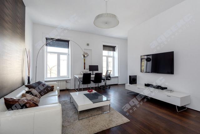 Миллионная ул., 18