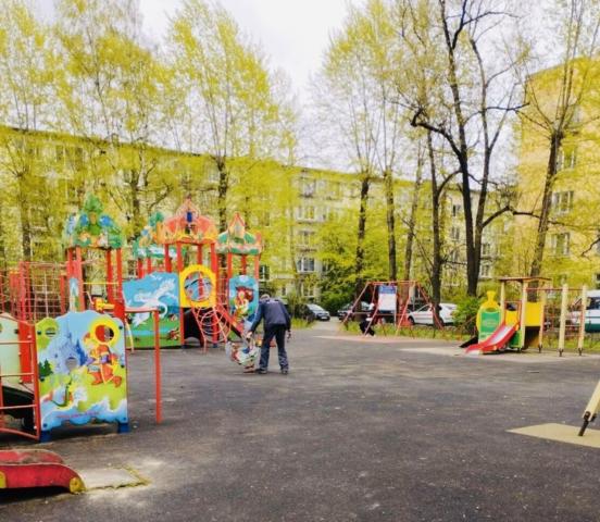 Новаторов бул., 1