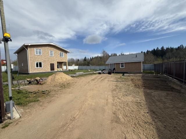 Ольшаники пос., Летняя ул.