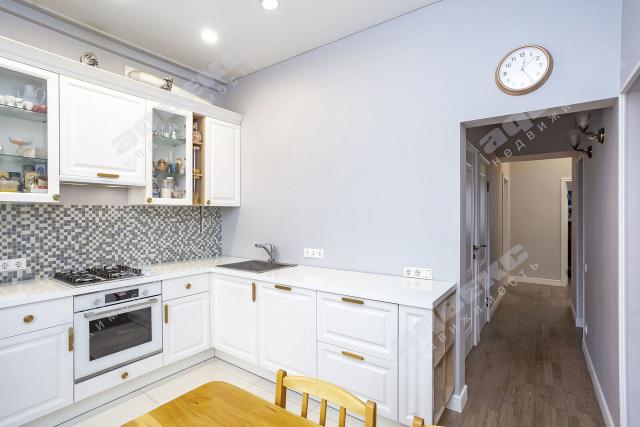 Полярников ул., 12Б