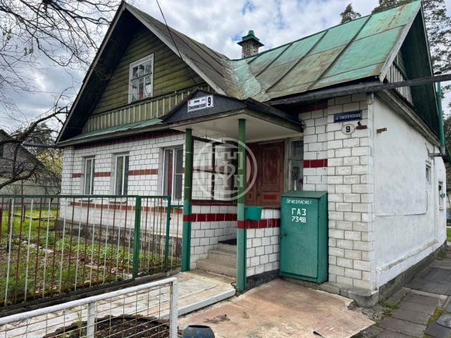 Луга г., Смоленская ул., д 9