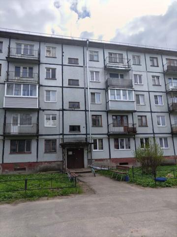 Ленинградская область, Серебрянский пос., Лужская ул., 3