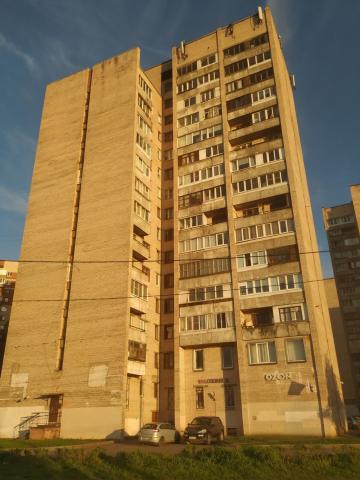 Маршала Жукова пр., 20