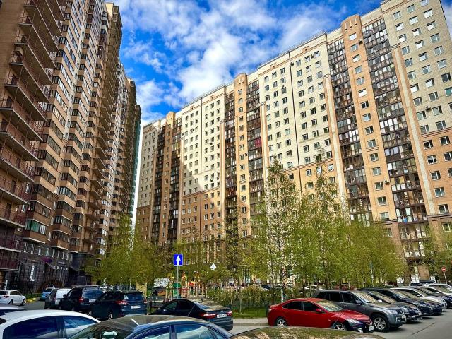 Учительская ул., 18к3