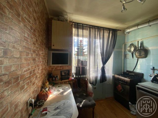 Ломоносов г., Кронштадтская ул., д 6/49