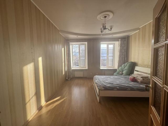 Мира улица, 7В