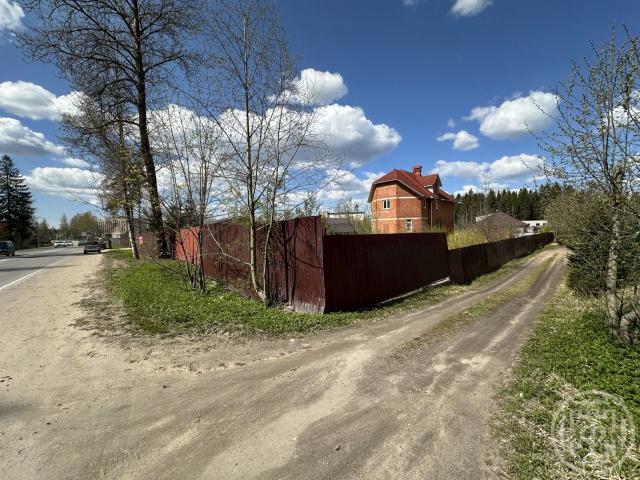 Рощино пос., Железнодорожная ул., д. 24