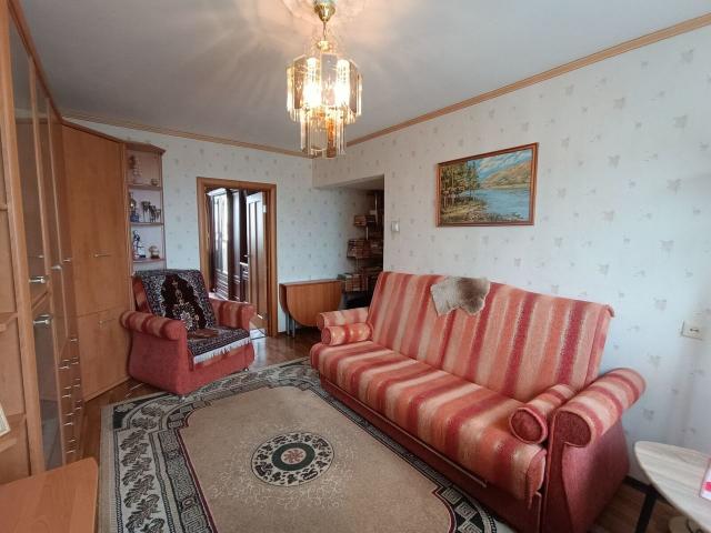 Дыбенко ул., 12