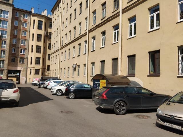 Смоленская ул., 1